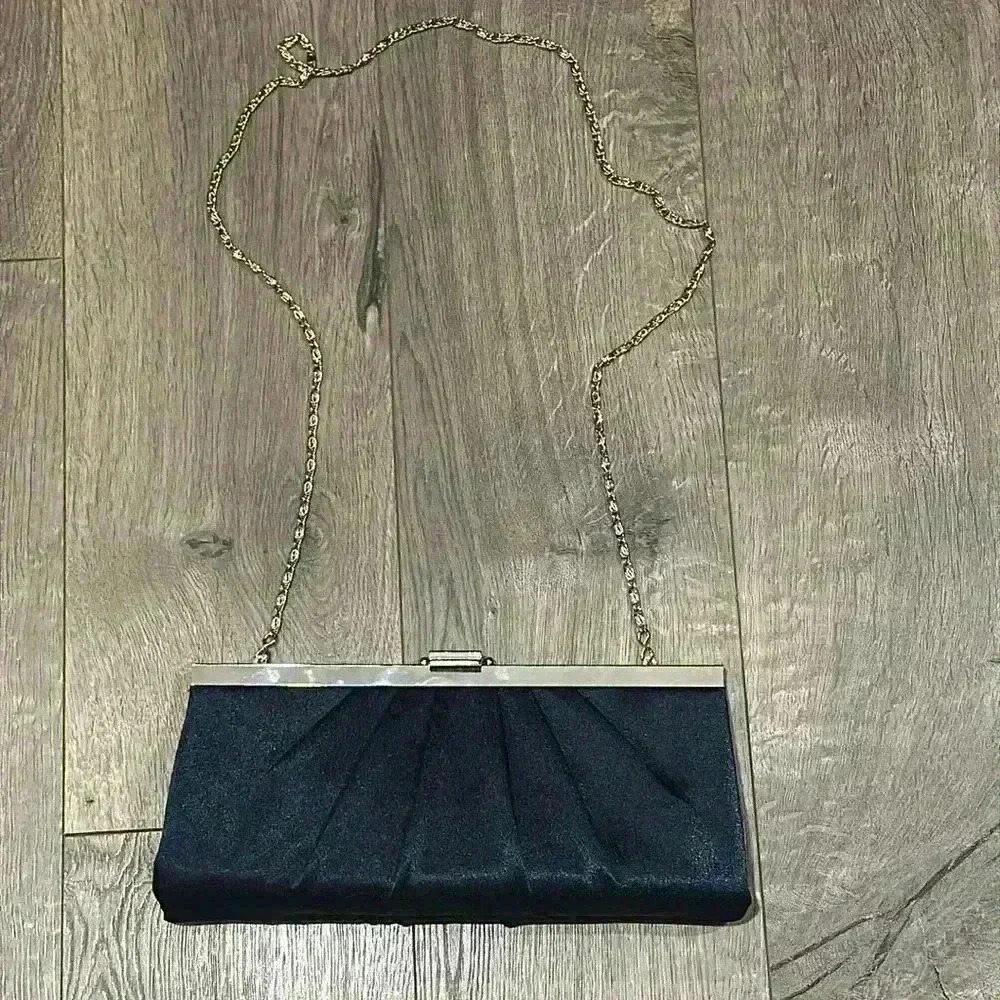 Elegant dark blue Evening Clutch with Chain Strap - Perfect for Special Occasion